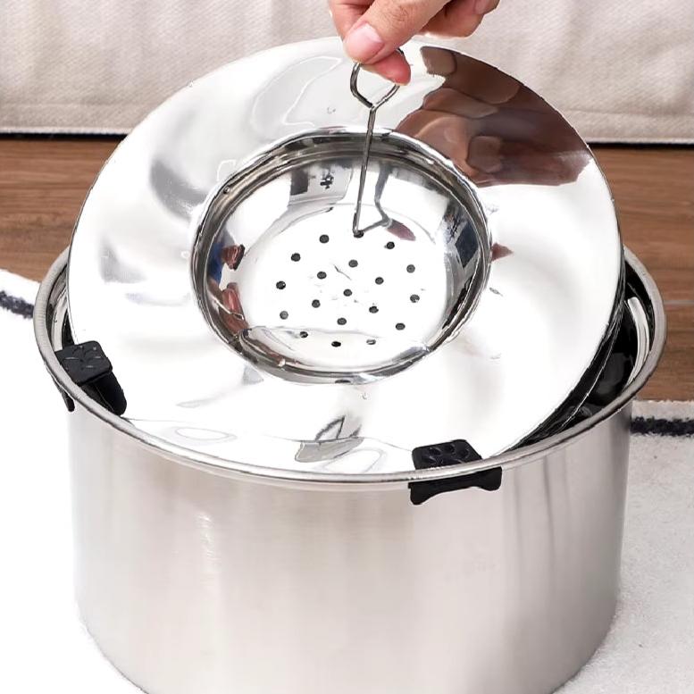 Big Capacity Stainless Steel Dog Floating Bowl, No Spill Anti-Splash Dog Water Dispenser, Non-Slip Dog Cat Pet Water Feeder Bowl